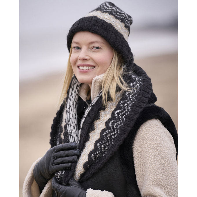 Mode at Rowan Coast Hat & Snood