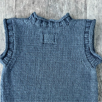 Rudy Rolled Edge Vest & Hat  8ply
