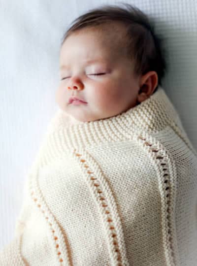 NS08 Peek-a-boo Blanket 8ply