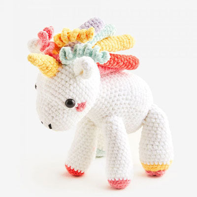 Happy Chenille Book 1 Amigurumi - Improbable Animals