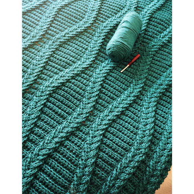 213 Diamond Dutch Braid Afghan