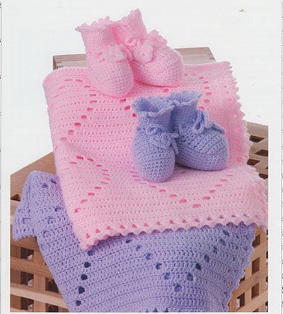 UKHKA 185 Crochet Heart Blanket and Bootees  8ply